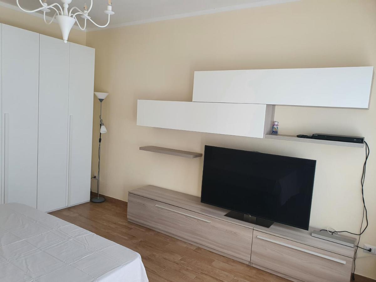 De Candia House Apartment Rescaldina Bagian luar foto