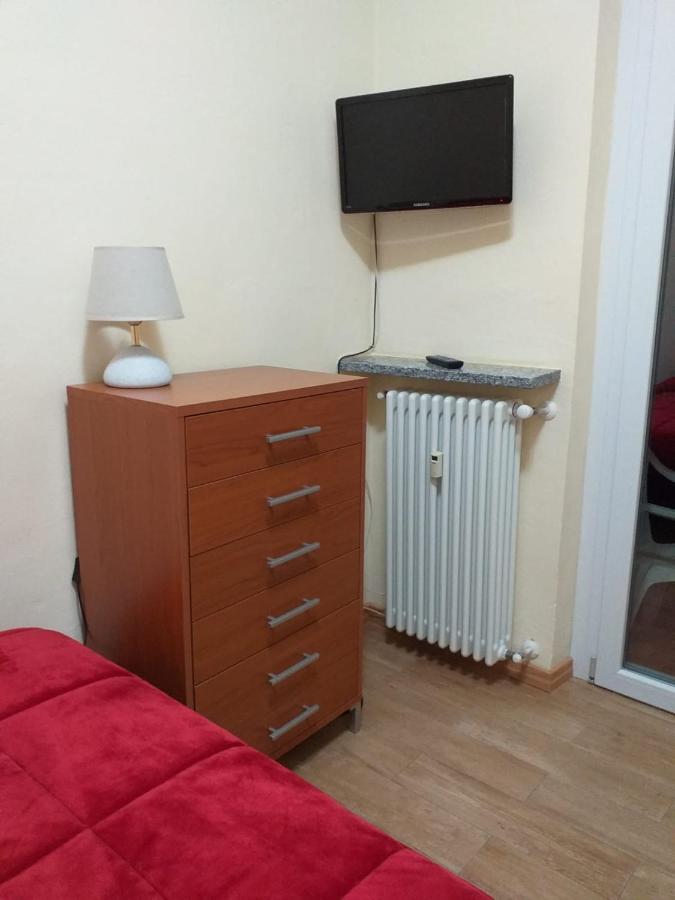 De Candia House Apartment Rescaldina Bagian luar foto