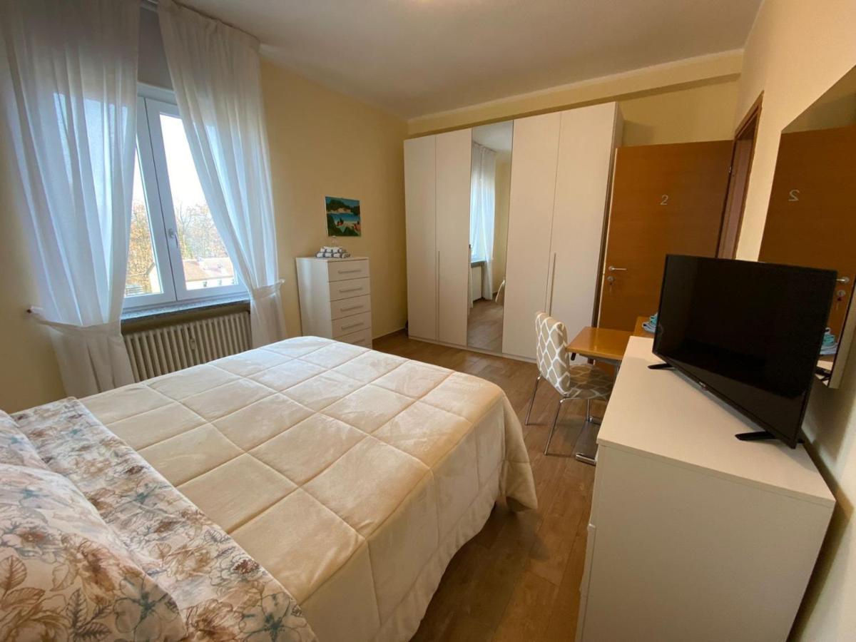 De Candia House Apartment Rescaldina Bagian luar foto