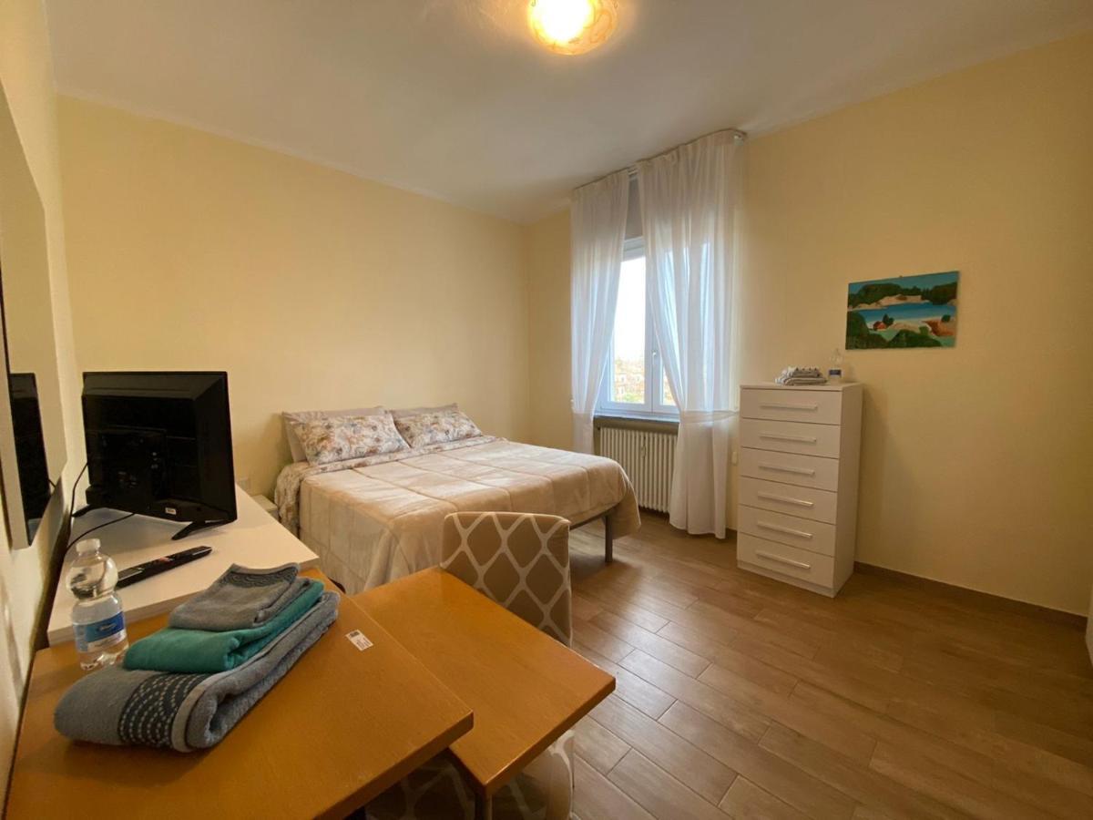 De Candia House Apartment Rescaldina Bagian luar foto